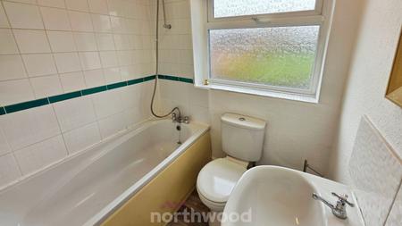 2 bedroom Terraced House to let in Burton Avenue, Balby, Doncaster, DN4