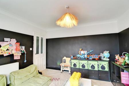 3 bedroom Semi-detached house for sale in The Grove, Wheatley Hills, Doncaster, DN2