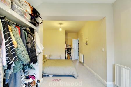 3 bedroom Semi-detached house for sale in The Grove, Wheatley Hills, Doncaster, DN2