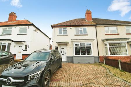 3 bedroom Semi-detached house for sale in The Grove, Wheatley Hills, Doncaster, DN2