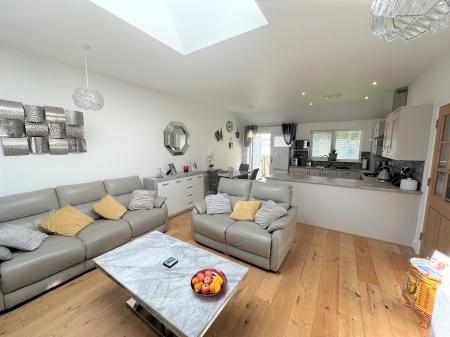 2 bedroom Semi-detached bungalow for sale in Braids Close, Alyth, PH11