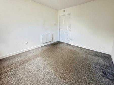 2 bedroom Flat for sale in Charleston Drive, Dundee, DD2