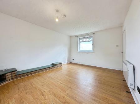 2 bedroom Flat for sale in Charleston Drive, Dundee, DD2