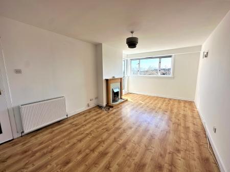 2 bedroom Flat for sale in Dykehead Place, Dundee, DD4