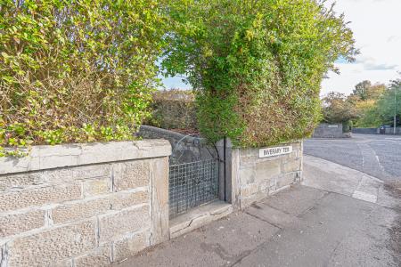 4 bedroom Semi-detached house for sale in Inverary Terrace, Dundee, DD3