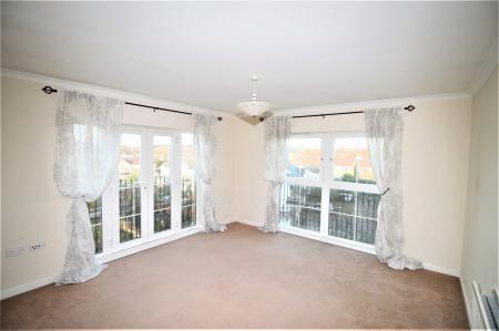 2 bedroom Flat for sale in Inverewe Place, Dunfermline, KY11