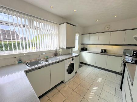 4 bedroom Semi-detached house for sale in Leven Street, Broughty Ferry, Dundee, DD5