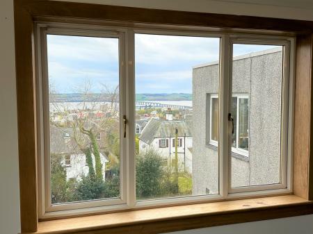 4 bedroom Town house for sale in Minard Crescent, Dundee, DD3
