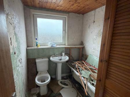 2 bedroom Semi-detached house for sale in Ogilvy Street, Tayport, DD6