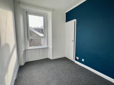 2 bedroom Flat for sale in Pitkerro Road, Dundee, DD4