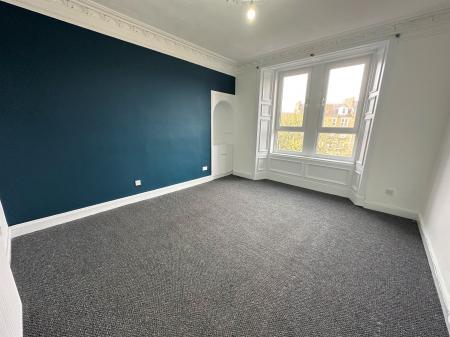 2 bedroom Flat for sale in Pitkerro Road, Dundee, DD4