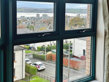 2 bedroom Flat for sale in Wishart Street, Dundee, DD3