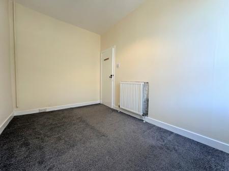2 bedroom Flat to let in Eden Street, Dundee, DD4