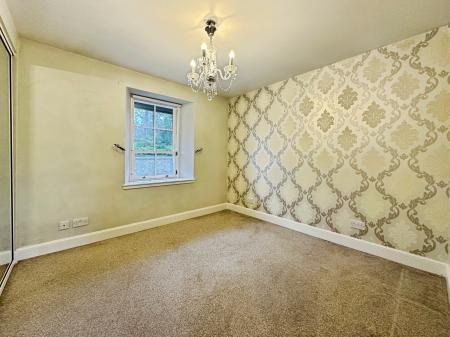 3 bedroom Flat to let in Perth Road, Dundee, DD2