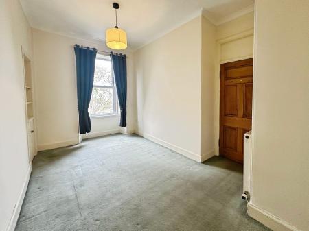 2 bedroom Flat for sale in Bellefield Avenue, Dundee, DD1