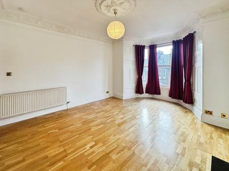 2 bedroom Flat for sale in Bellefield Avenue, Dundee, DD1