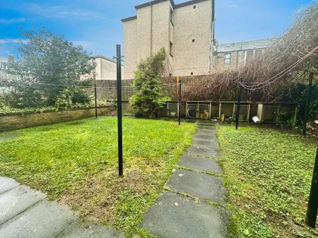 2 bedroom Flat for sale in Hawkhill, Dundee, DD2