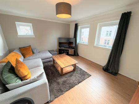 2 bedroom Flat for sale in Arbroath Road, Dundee, DD4