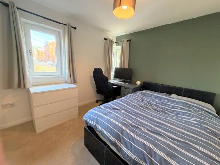 2 bedroom Flat for sale in Arbroath Road, Dundee, DD4