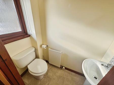 4 bedroom Detached house to let in Mary Findlay Drive, Longforgan, DD2