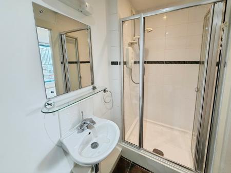 2 bedroom Flat for sale in West Victoria Dock Road, City Quay, Dundee, DD1