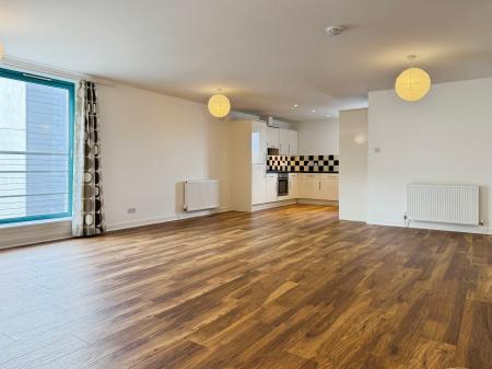2 bedroom Flat for sale in West Victoria Dock Road, City Quay, Dundee, DD1