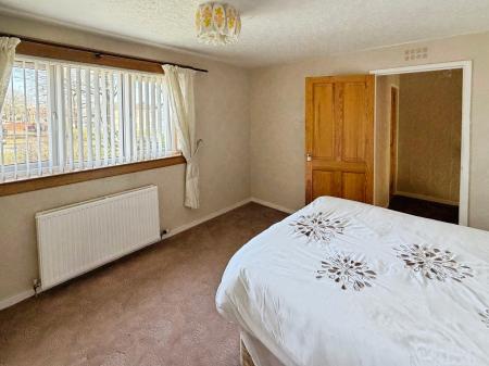 2 bedroom Terraced House for sale in St Andrews Court, Larbert, FK5