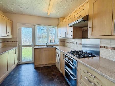 2 bedroom Terraced House for sale in St Andrews Court, Larbert, FK5