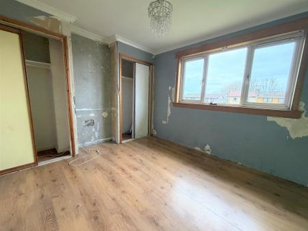 3 bedroom Semi-detached house for sale in Eskdale Avenue, Dundee, DD3