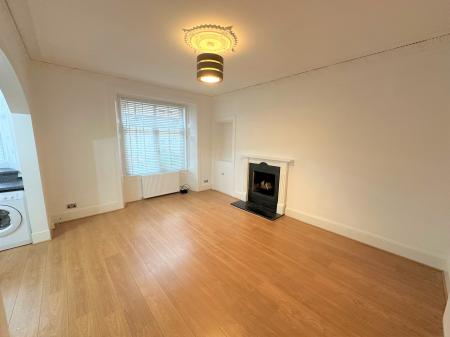 1 bedroom Flat to let in Eden Street, Dundee, DD4