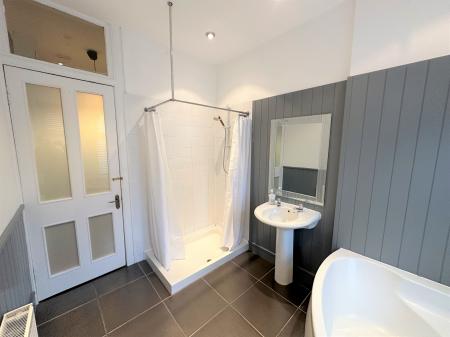 1 bedroom Flat to let in Eden Street, Dundee, DD4