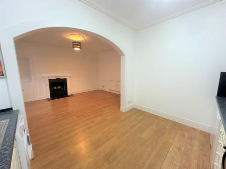 1 bedroom Flat to let in Eden Street, Dundee, DD4