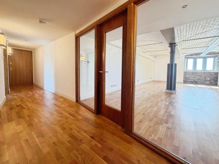 2 bedroom Flat to let in Camperdown Street, City Quay, Dundee, DD1