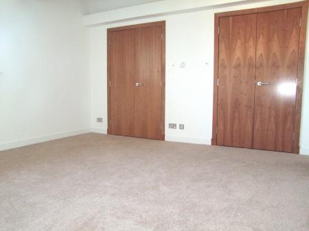 2 bedroom Flat to let in Camperdown Street, City Quay, Dundee, DD1