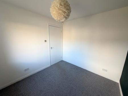 2 bedroom Flat for sale in Ambleside Grove, Dundee, DD3