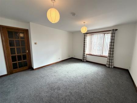 2 bedroom Flat to let in Charlotte Close, Dundee, DD3