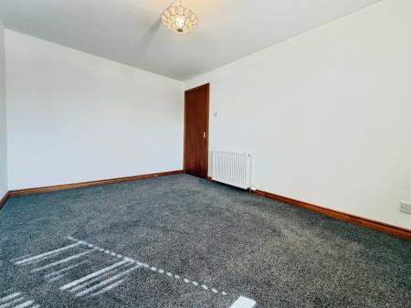2 bedroom Flat to let in Charlotte Close, Dundee, DD3
