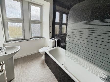 3 bedroom Flat for sale in Cleghorn Street, Dundee, DD2