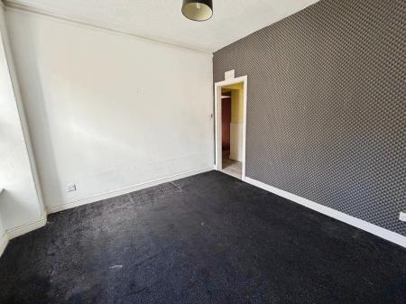 3 bedroom Flat for sale in Cleghorn Street, Dundee, DD2