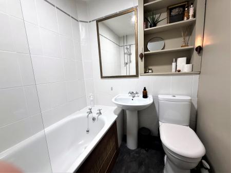 2 bedroom Detached house to let in Albert Street, Tayport, DD6