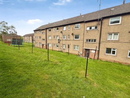 3 bedroom Flat for sale in Saggar Street, Dundee, DD2