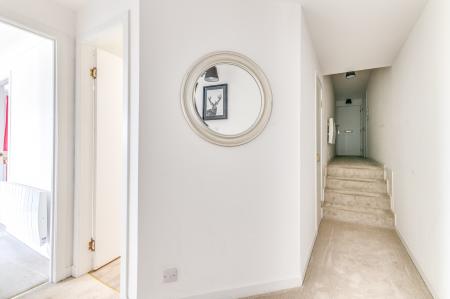 2 bedroom Flat to let in Roseangle, Dundee, DD1