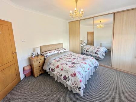 3 bedroom Semi-detached house to let in Ancrum Drive, Dundee, DD2