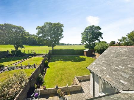 3 bedroom Semi-detached house to let in Ancrum Drive, Dundee, DD2