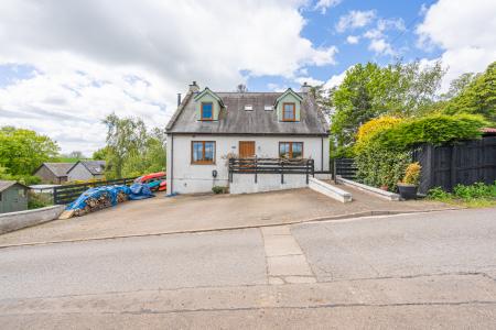 3 bedroom Detached house for sale in Balruddery, Dundee, DD2