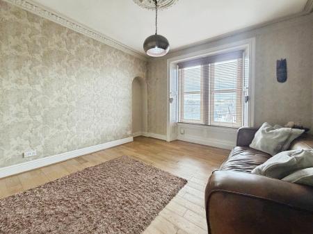 1 bedroom Flat for sale in Strathmore Avenue, Dundee, DD3