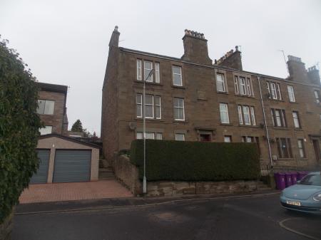 2 bedroom Flat to let in Balfour Place, Carnoustie, DD7