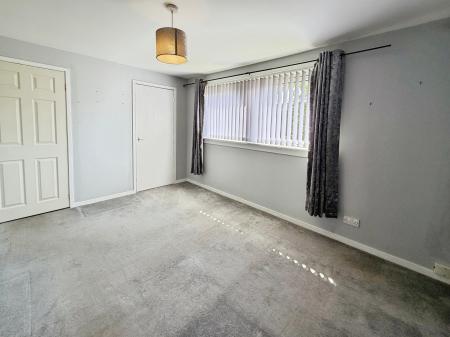 2 bedroom Semi-detached house for sale in Kinneff Crescent, Dundee, DD3