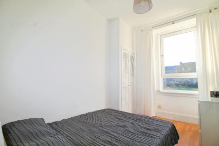 1 bedroom Flat to let in Lochee Road, Dundee, DD2