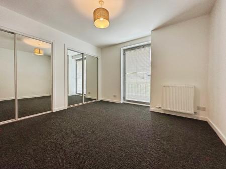 3 bedroom Flat to let in Shepherds Loan, Dundee, DD2